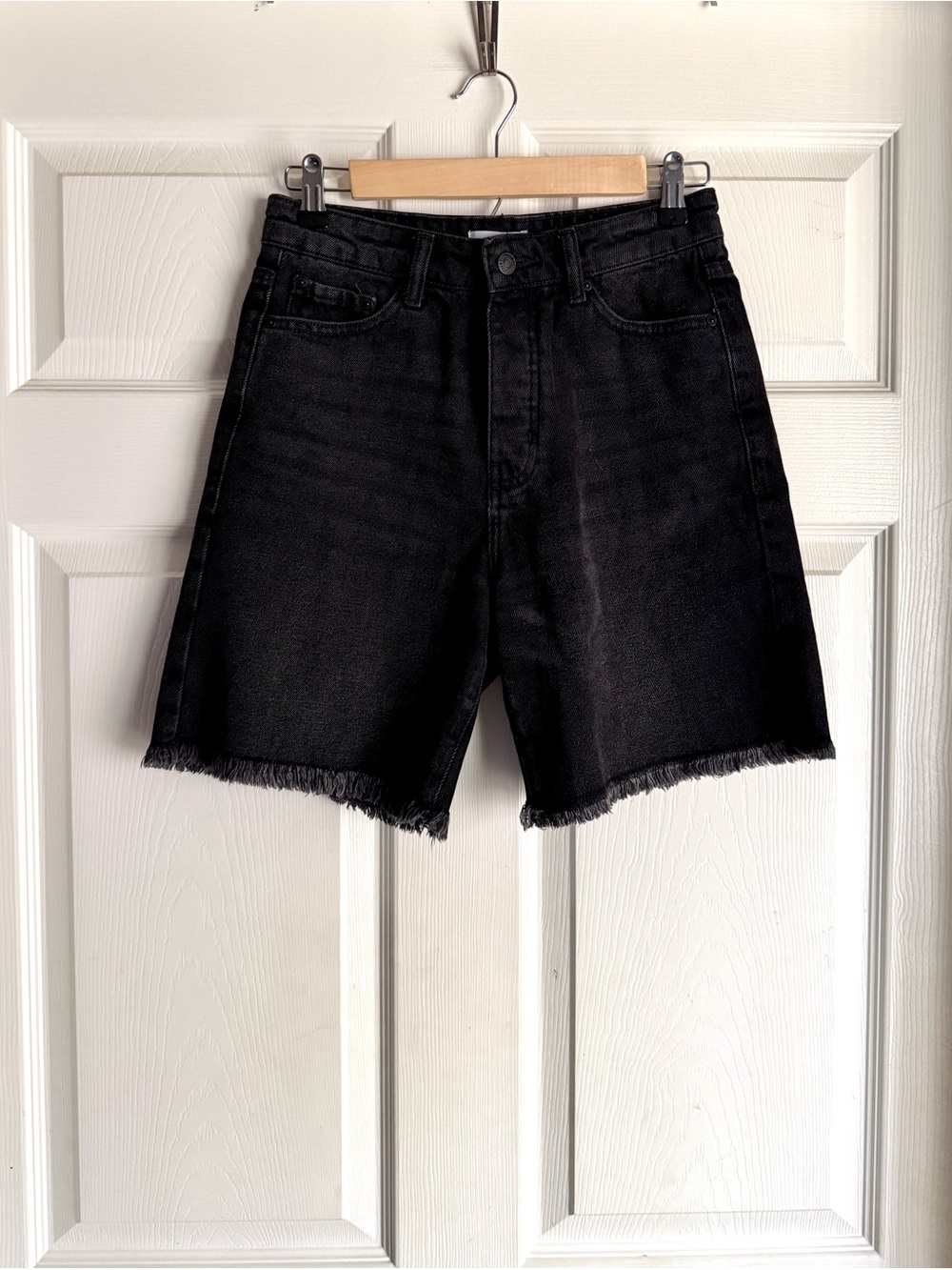 ‘ Forever 21 ’ Black Denim Bermuda Cut-Off Shorts size XS